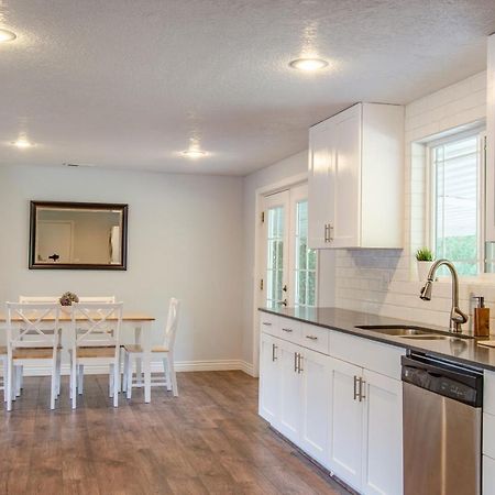 Never Stop Exploring- 3 Bedroom 2 Bath Home Of Duplex, Close To Zion, Bryce, And Brianhead Cedar City Bagian luar foto